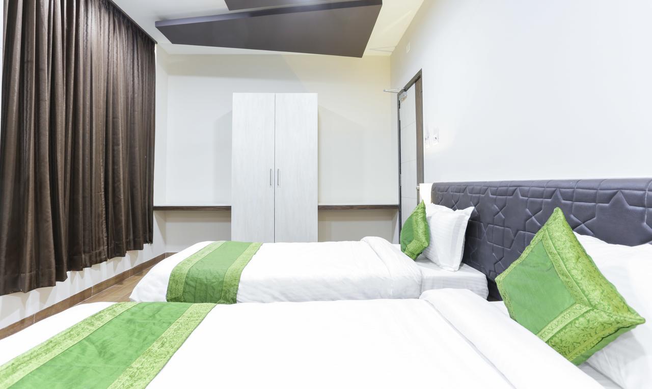 Treebo Trend Grace Residency Hotel Madras Buitenkant foto