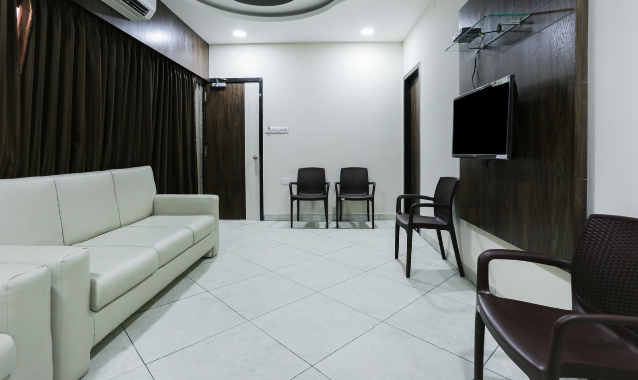 Treebo Trend Grace Residency Hotel Madras Buitenkant foto