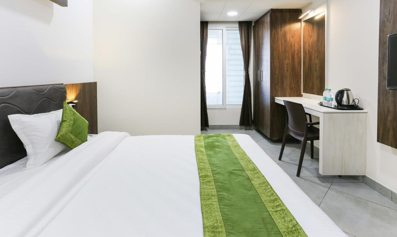 Treebo Trend Grace Residency Hotel Madras Buitenkant foto